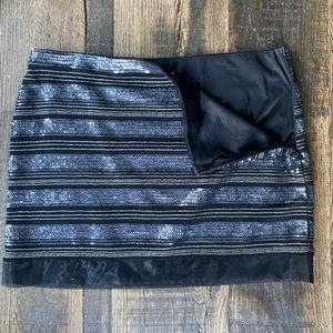 Express zipper sequin skirt